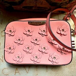 Henri Bendel Gorgoeus Flower Embossed with Rhinestones Peachy Pink Crossbody NWT